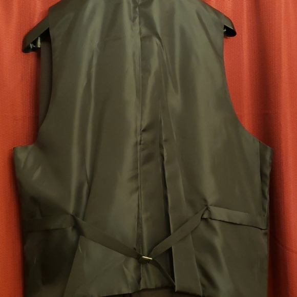 Mens Burgundy Bonelli 3 piece suit - Picture 4 of 4